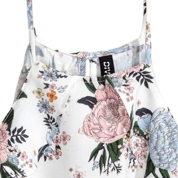 H&M Ruffled Top - Picture 3 of 13